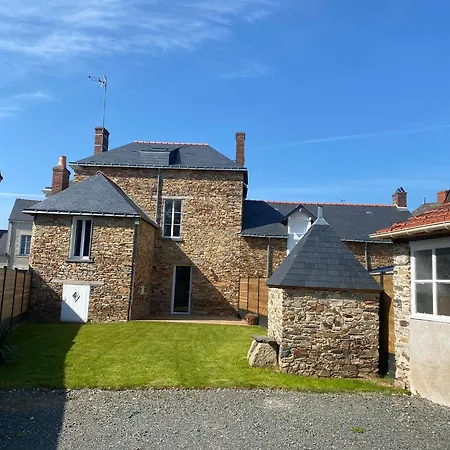 Eco-gite La Charmante Des بيت للعطل Vallons-de-l'Erdre