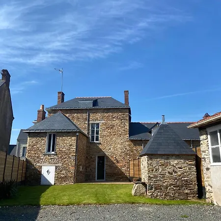 Eco-gite La Charmante Des بيت للعطل *