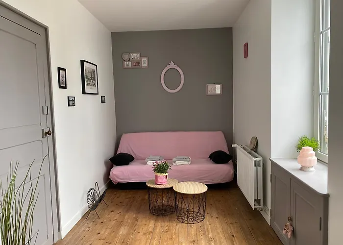 Eco-gite La Charmante Des